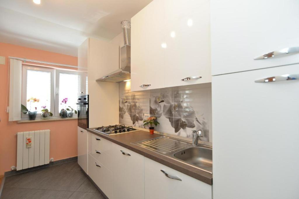 Apartman Eda Pula Exterior foto