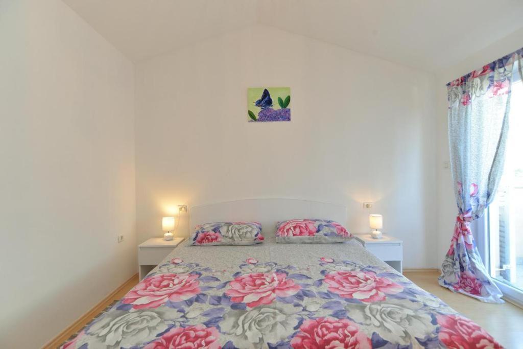Apartman Eda Pula Exterior foto